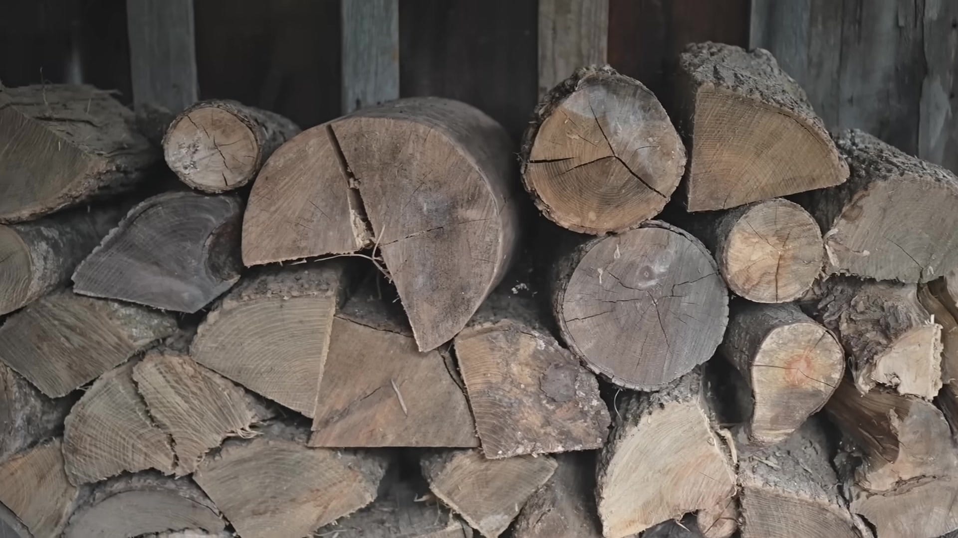 Screenshot at 00:04:16