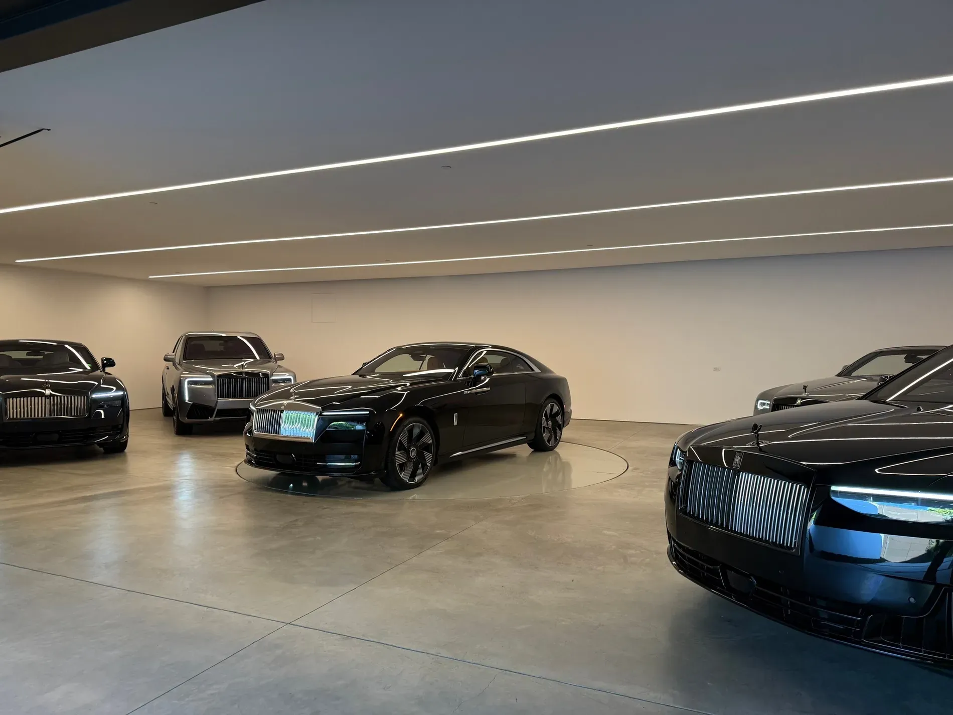 Wait, house or car gallery? Anyone know why they did this?