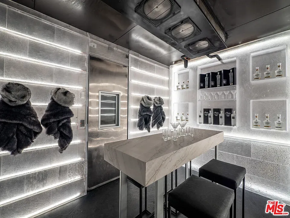 Bar zone went full LED. I mean, cool, maybe too much?