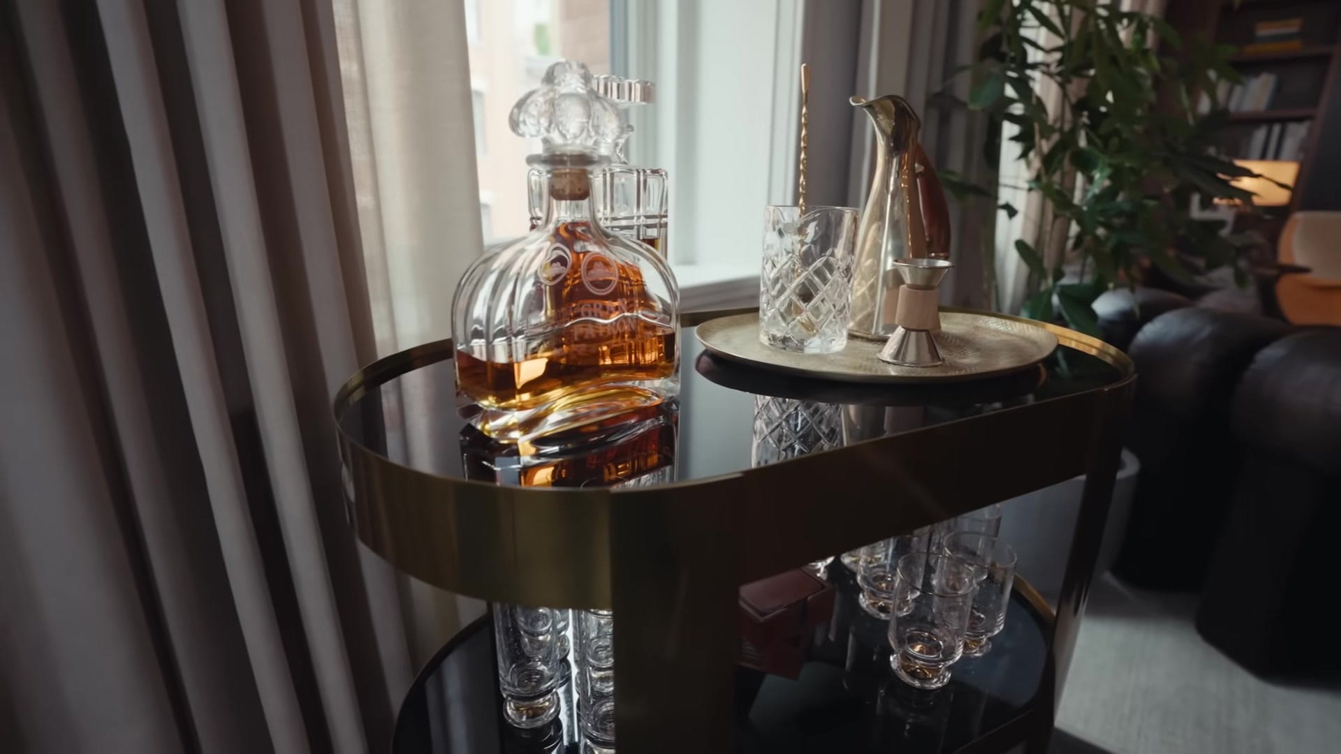 Screenshot at 00:05:44