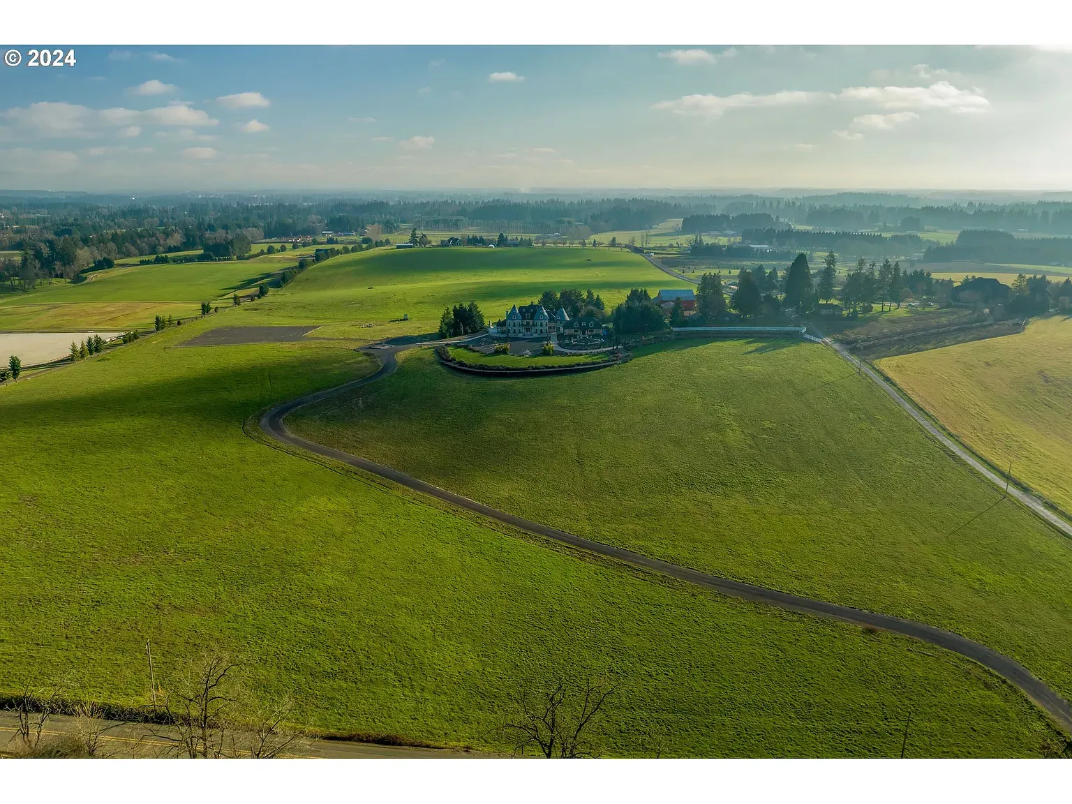 Back outside—endless green fields. From this angle, it’s just serenity.