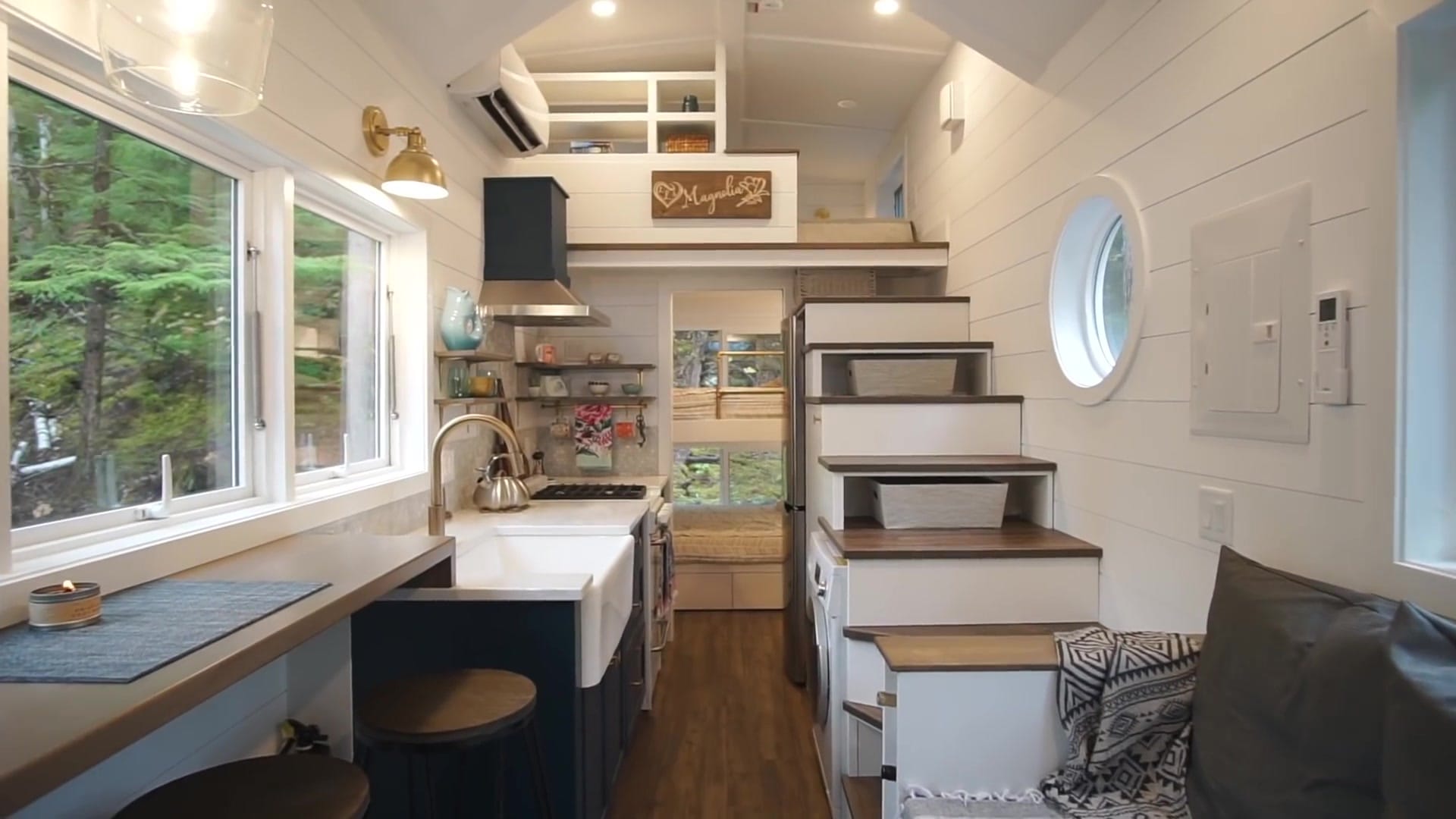 Screenshot at 00:00:15