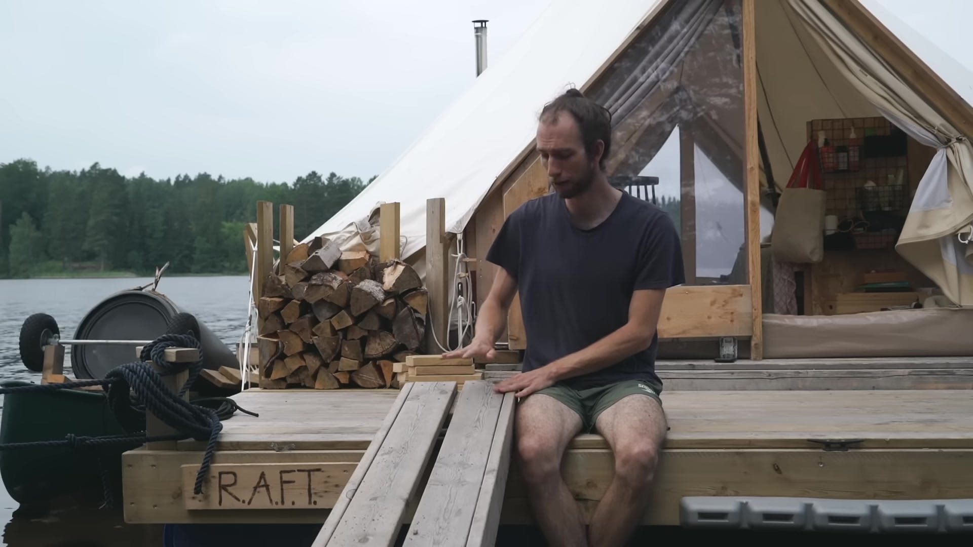 Screenshot at 00:02:52