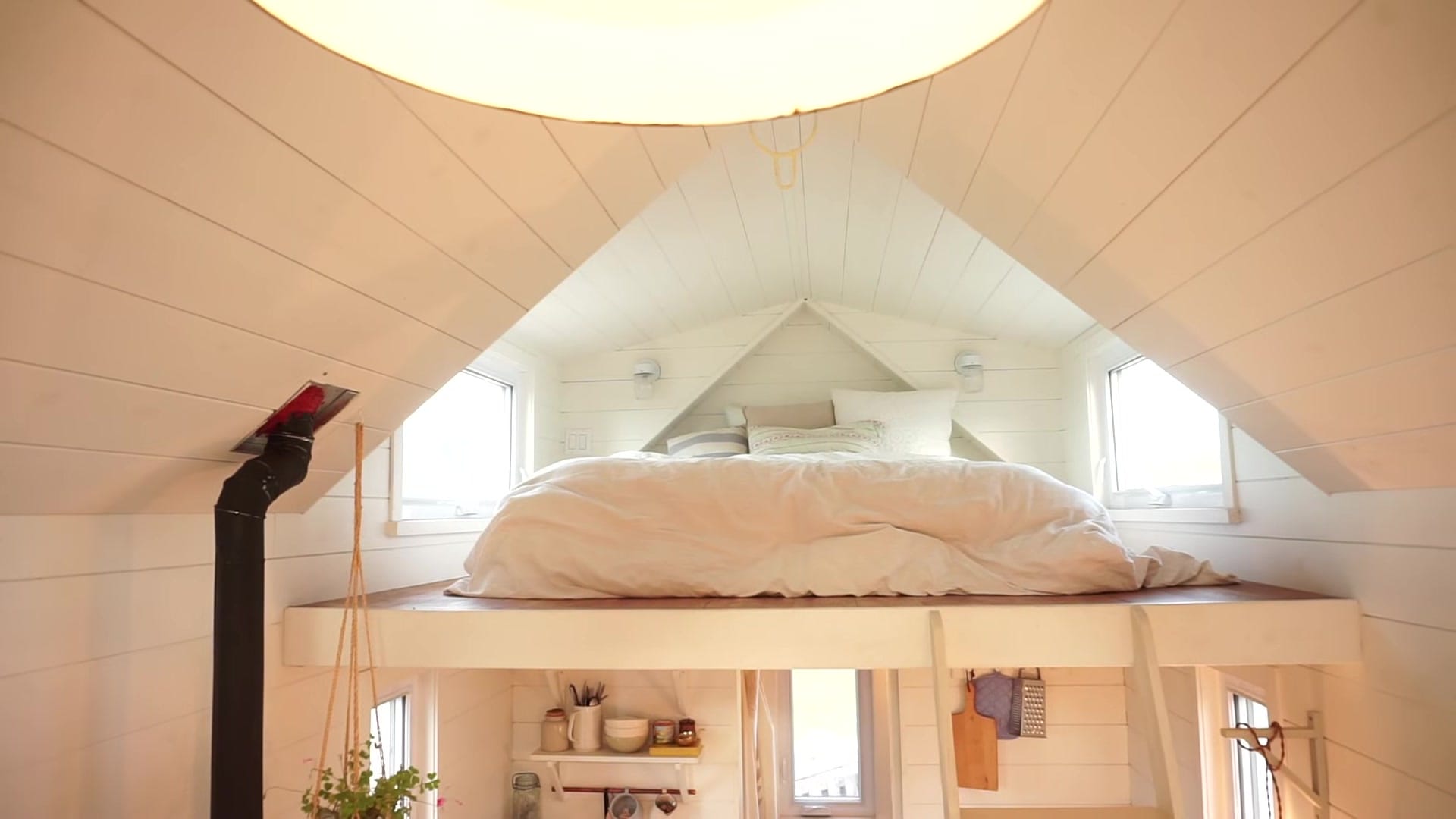 Screenshot at 00:02:53