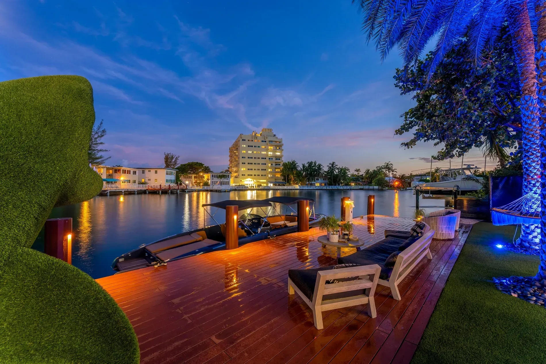 Back outside, deck over water. Feels a dock, but fancy.