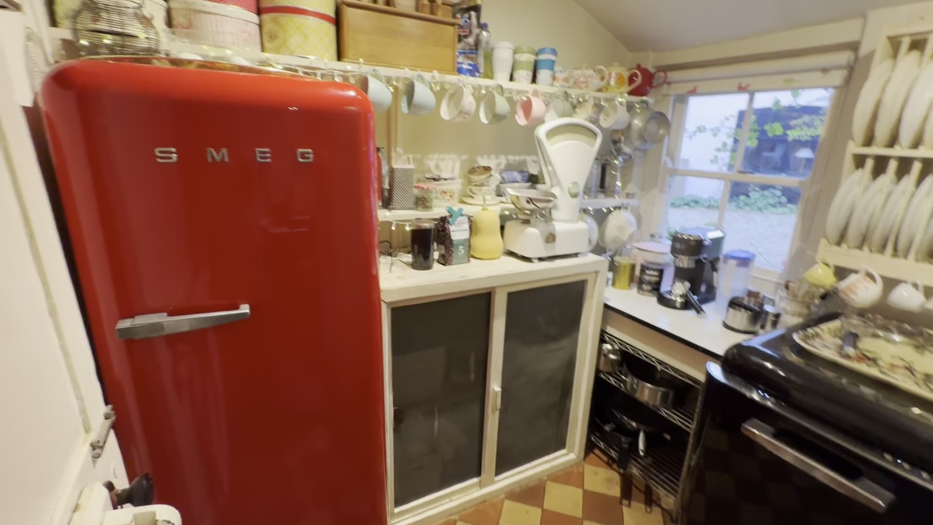 Screenshot at 00:18:58