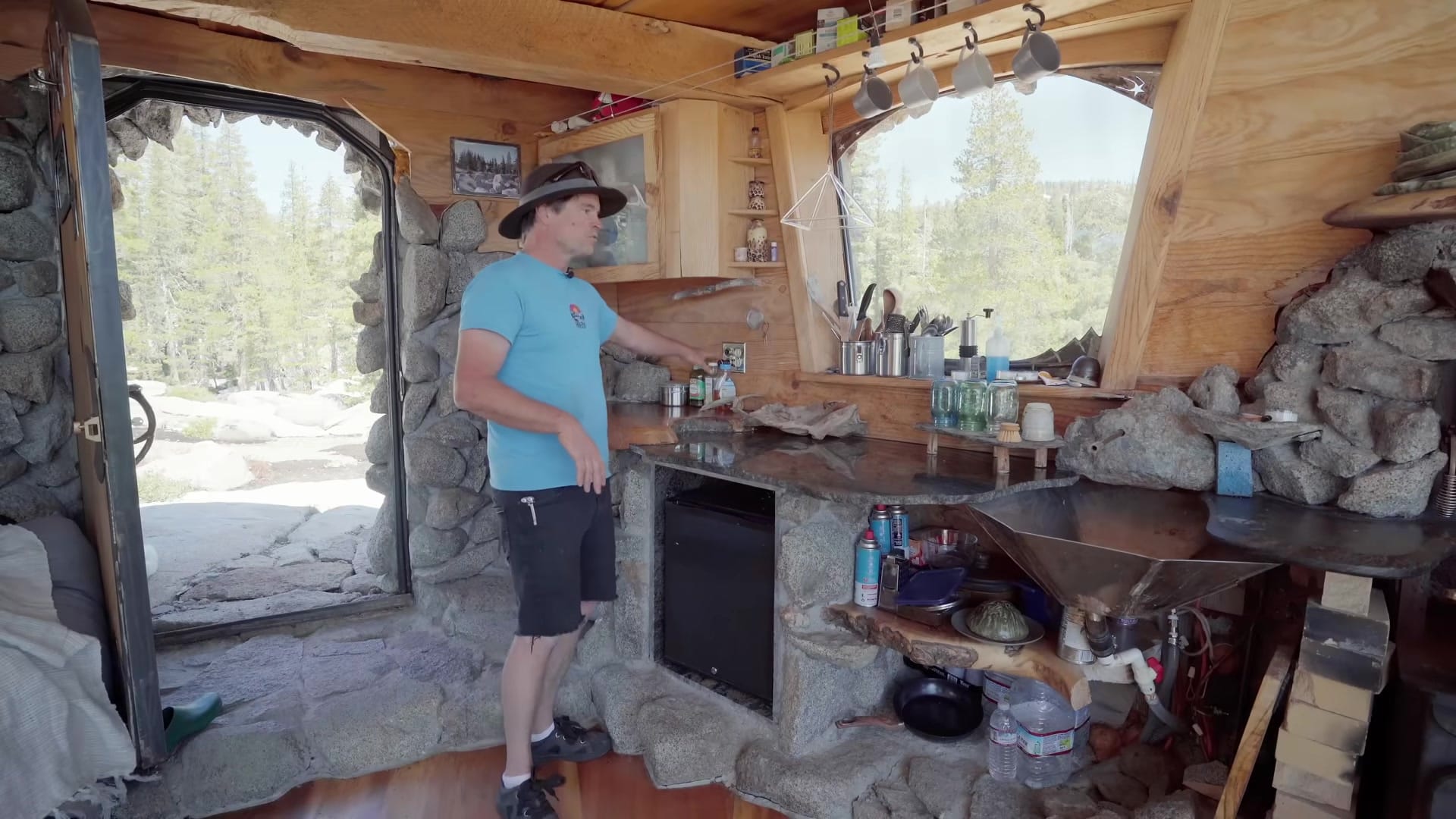 Screenshot at 00:02:37