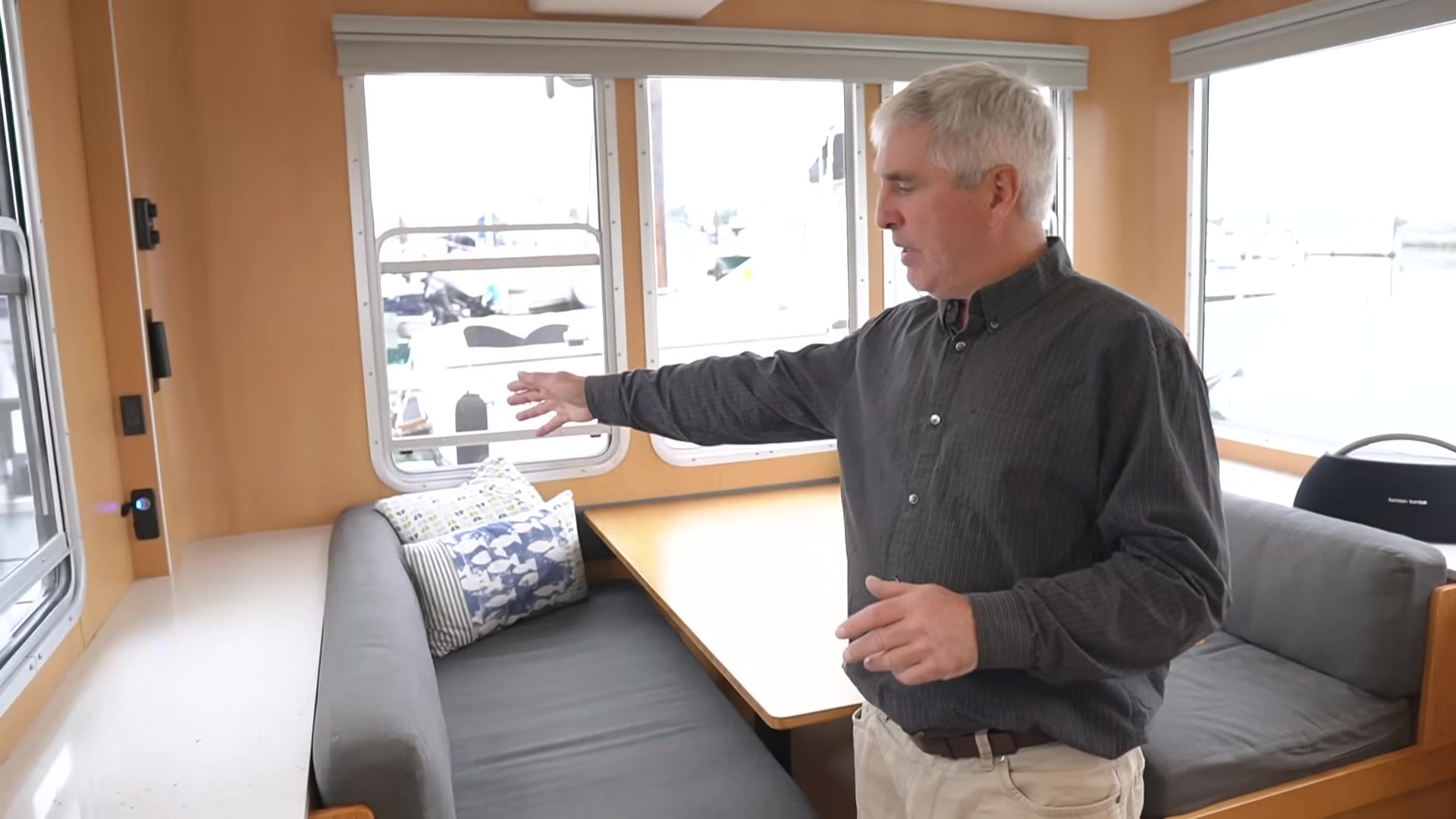 Screenshot at 00:02:36