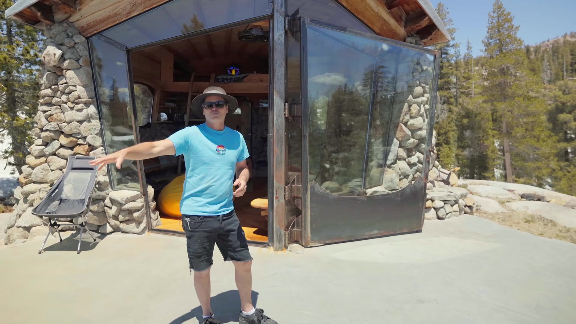 Screenshot at 00:22:42