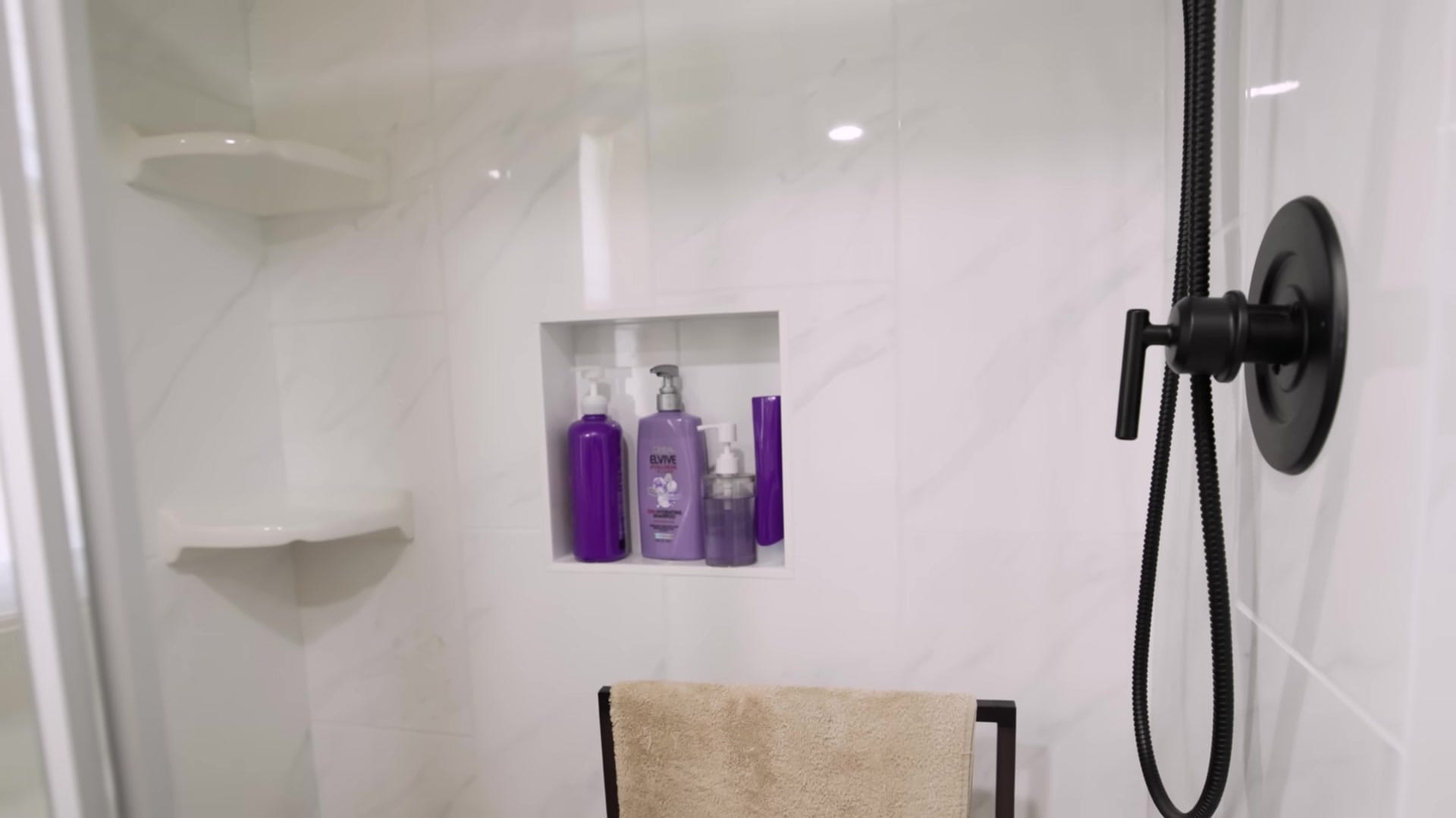 Screenshot at 00:08:53