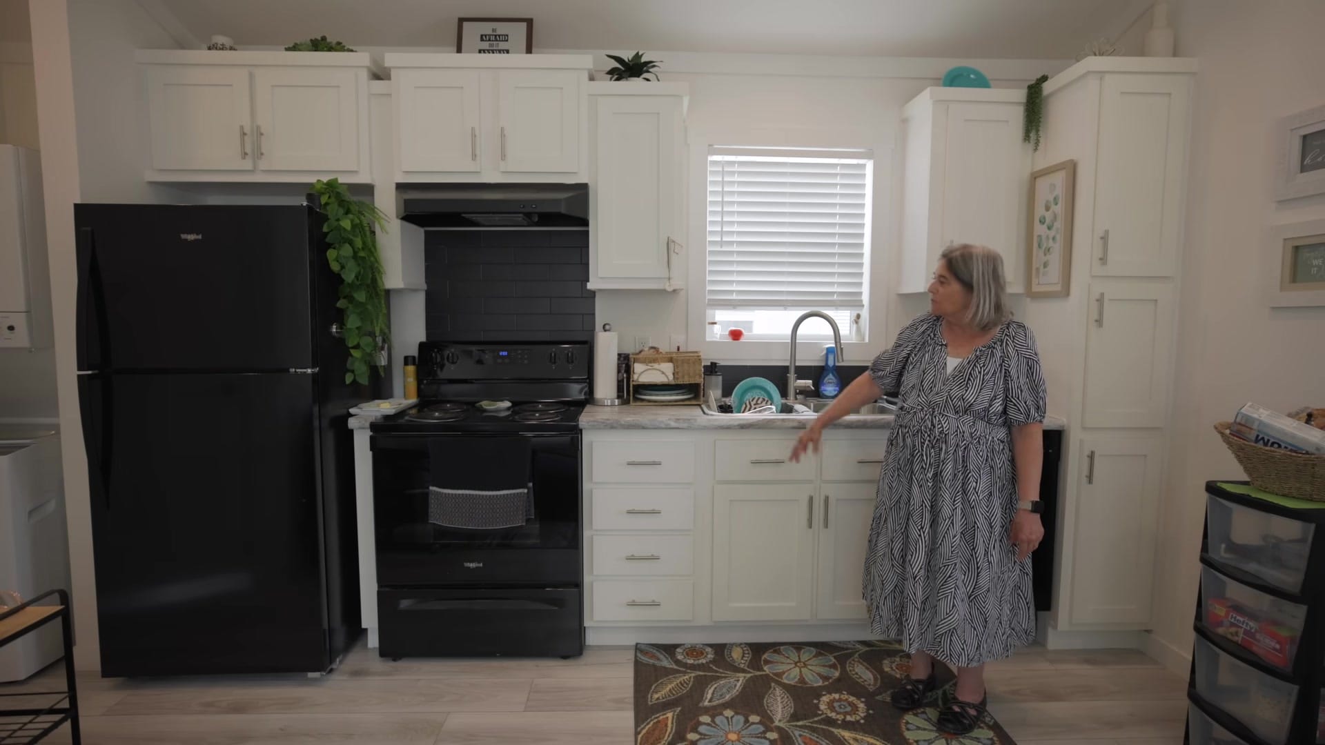 Screenshot at 00:01:27