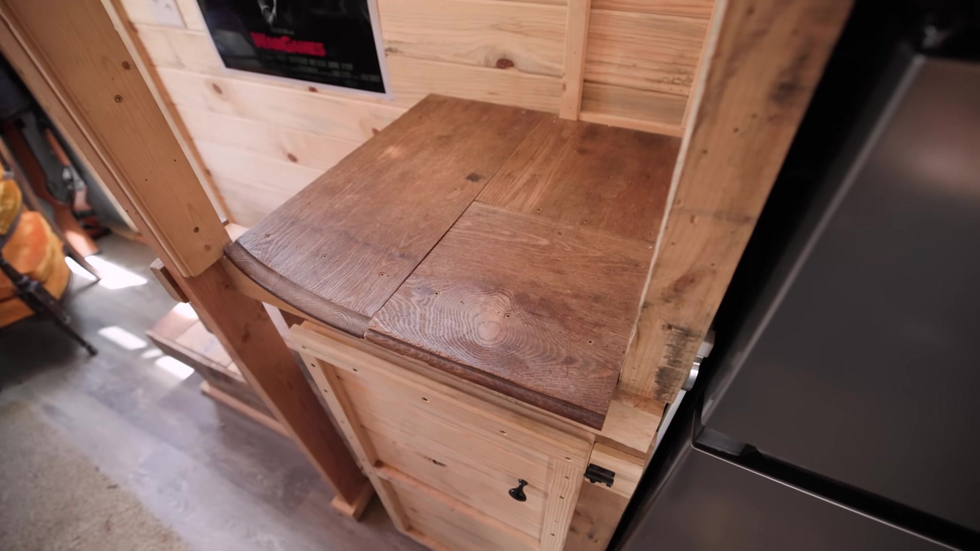 Screenshot at 00:08:52