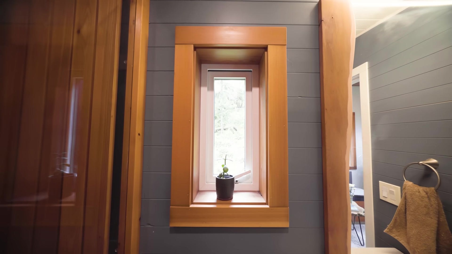 Screenshot at 00:09:05