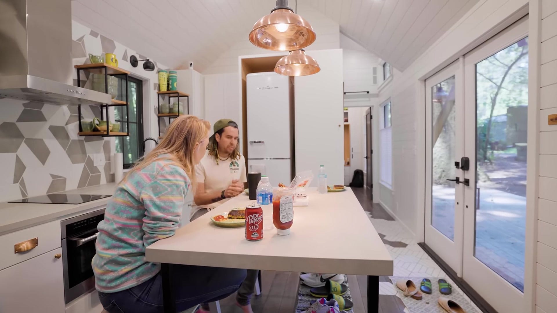 Screenshot at 00:01:06