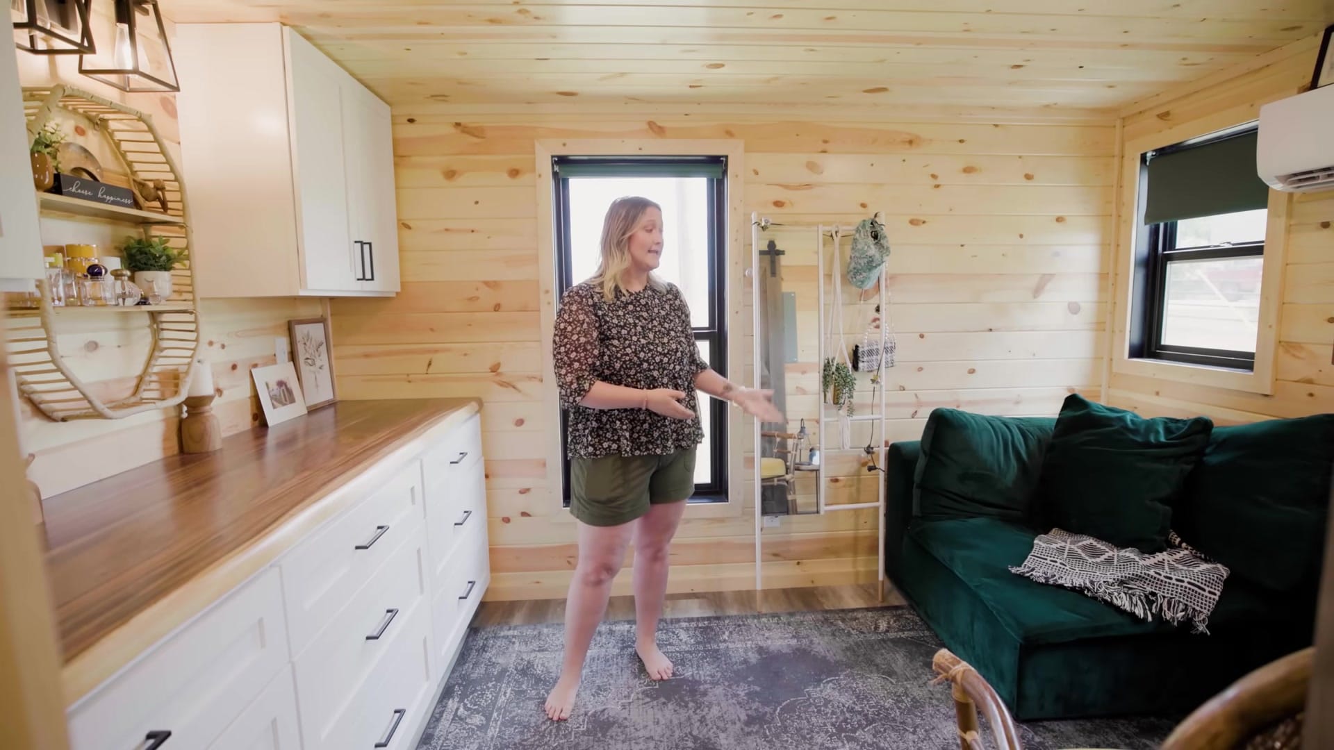 Screenshot at 00:11:02