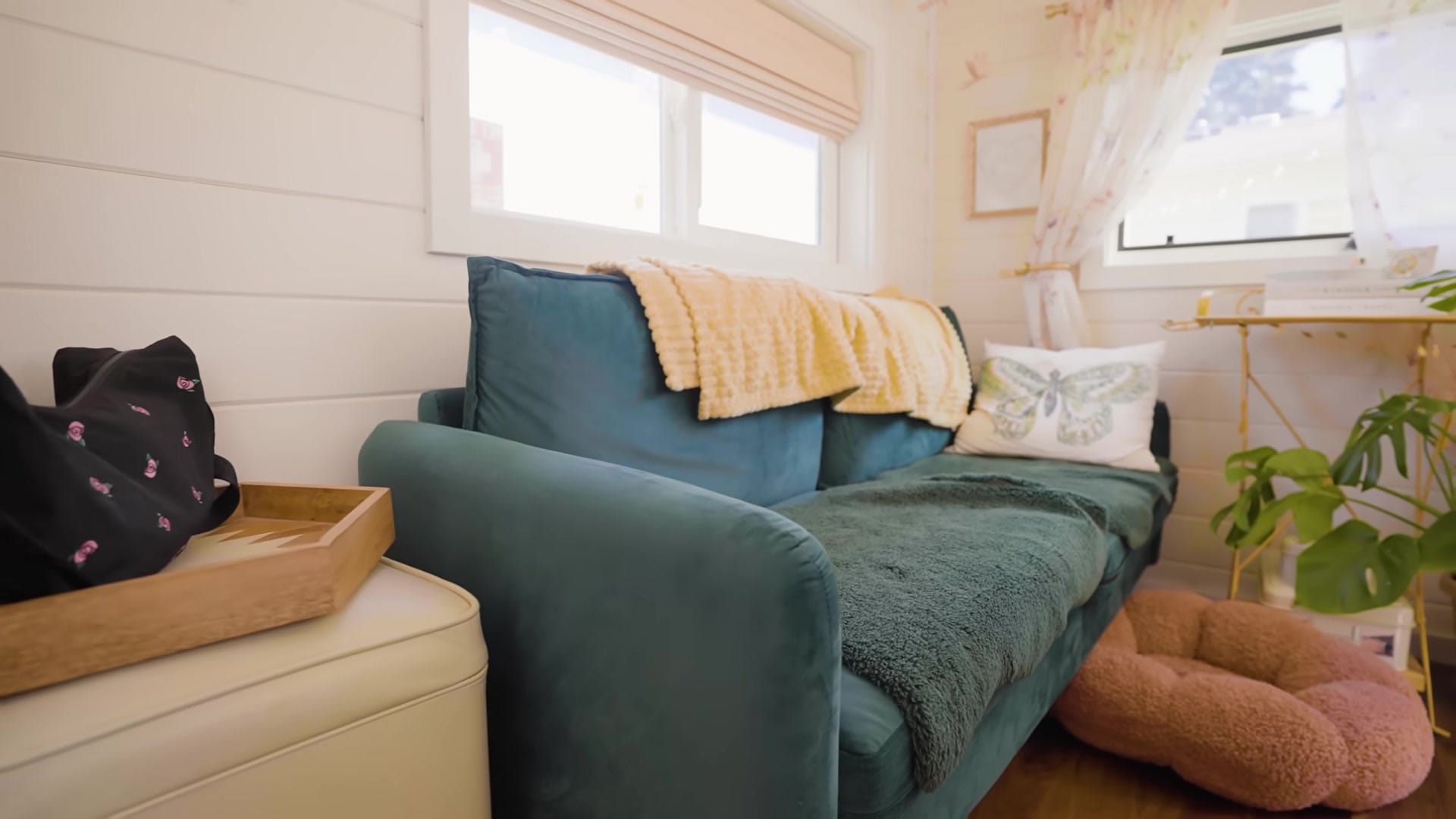 Screenshot at 00:11:31