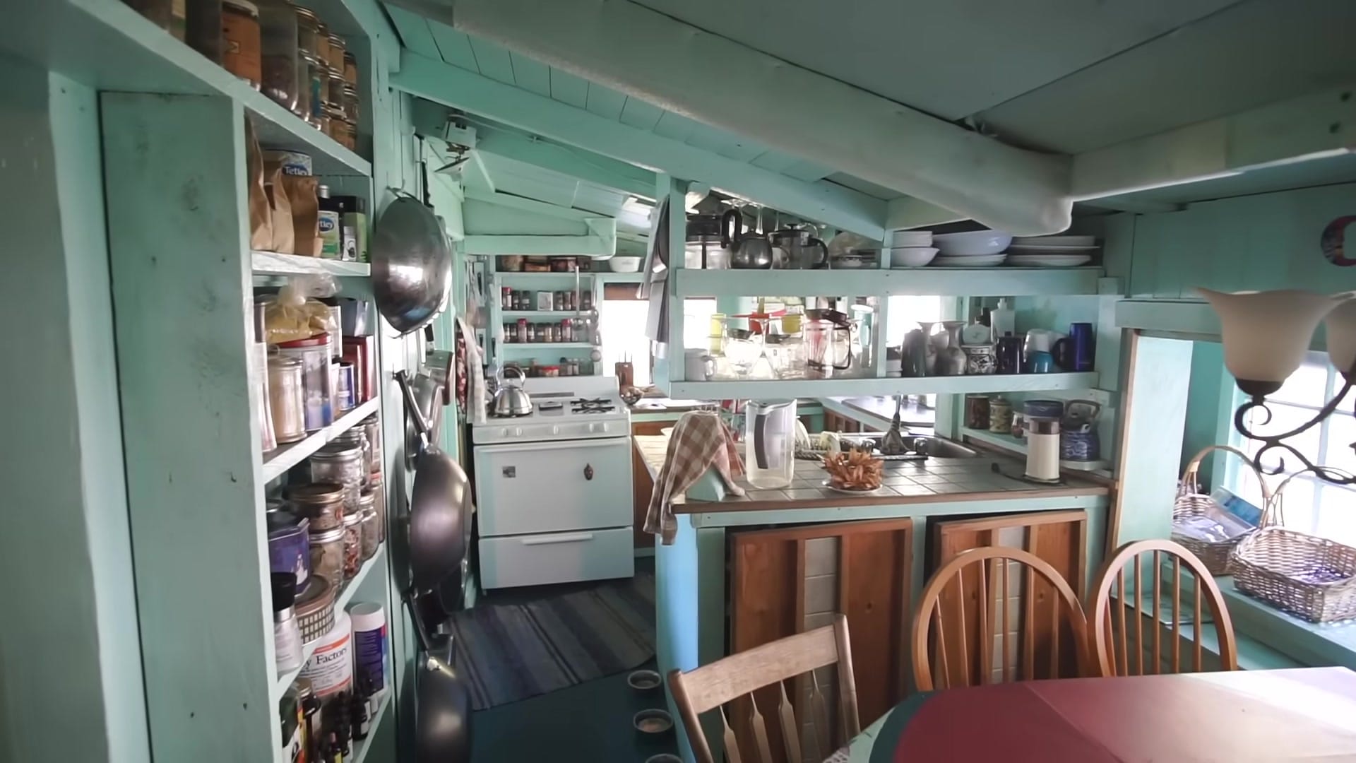 Screenshot at 00:12:41