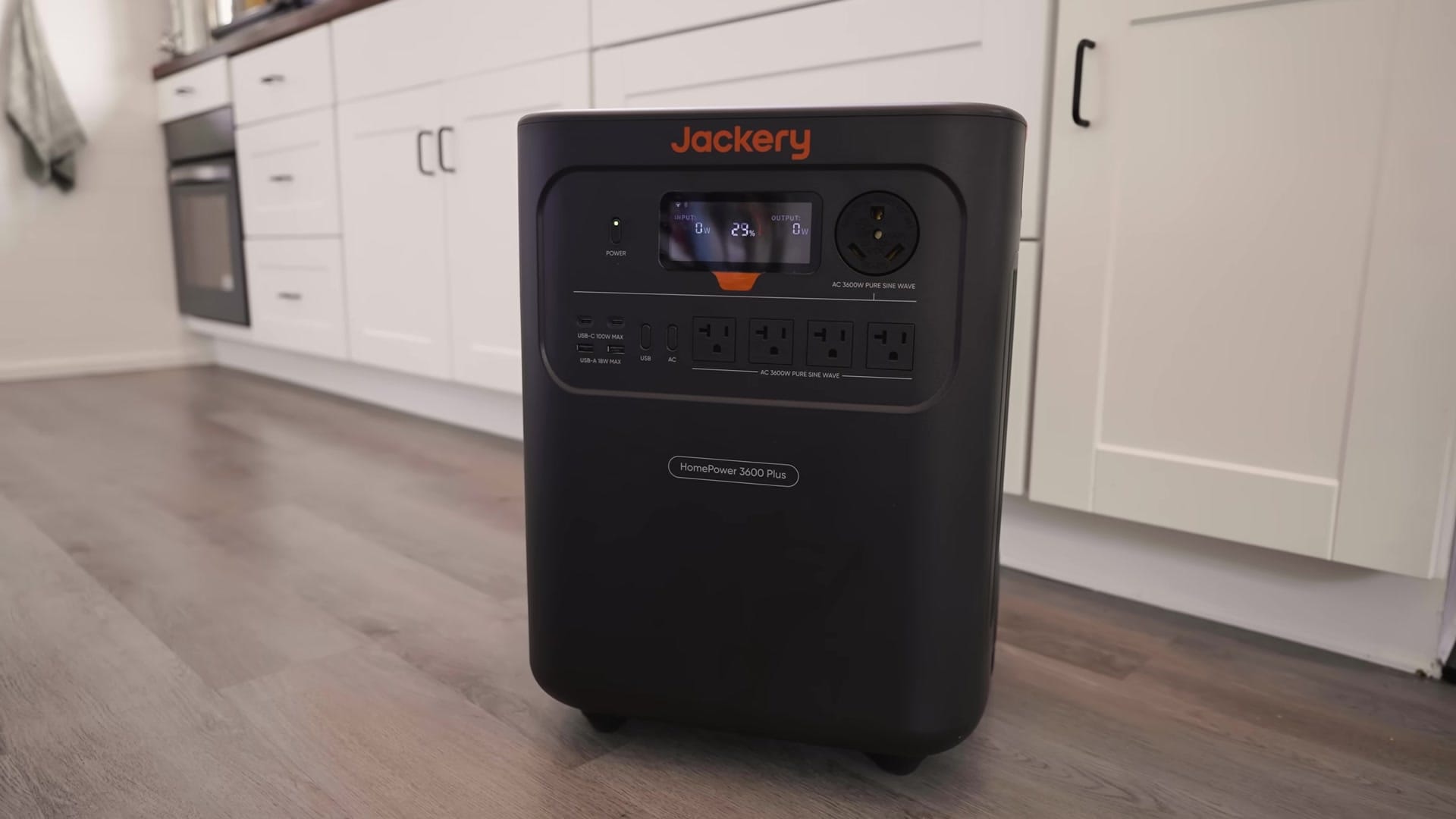 Screenshot at 00:03:47