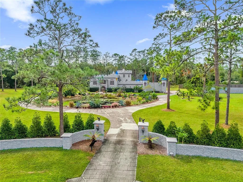 Blue turrets! Fairytale front yard looks ready for a storybook photoshoot.