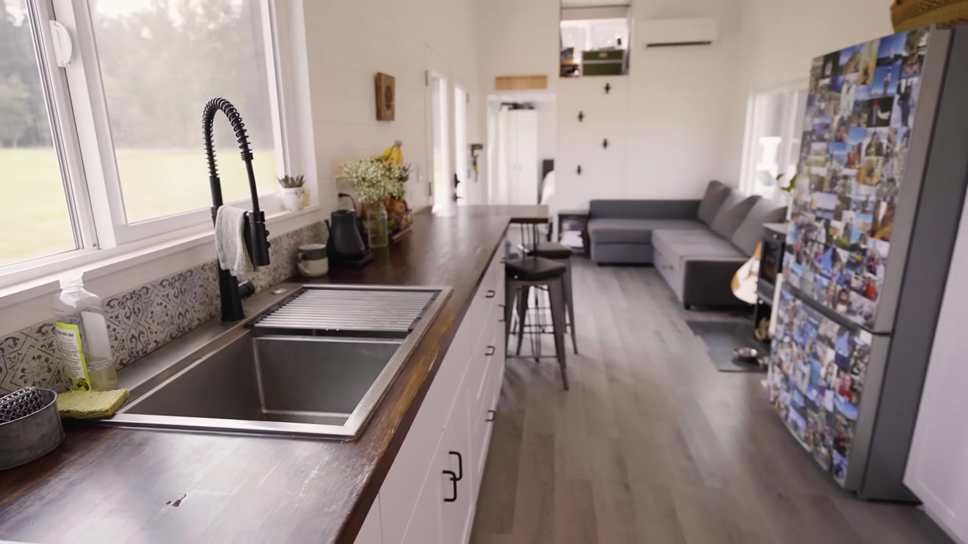 Screenshot at 00:01:33