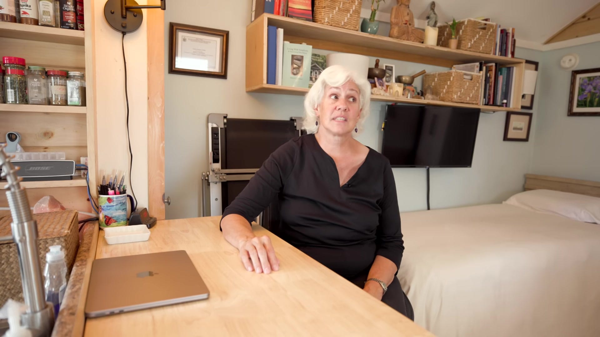 Screenshot at 00:06:17