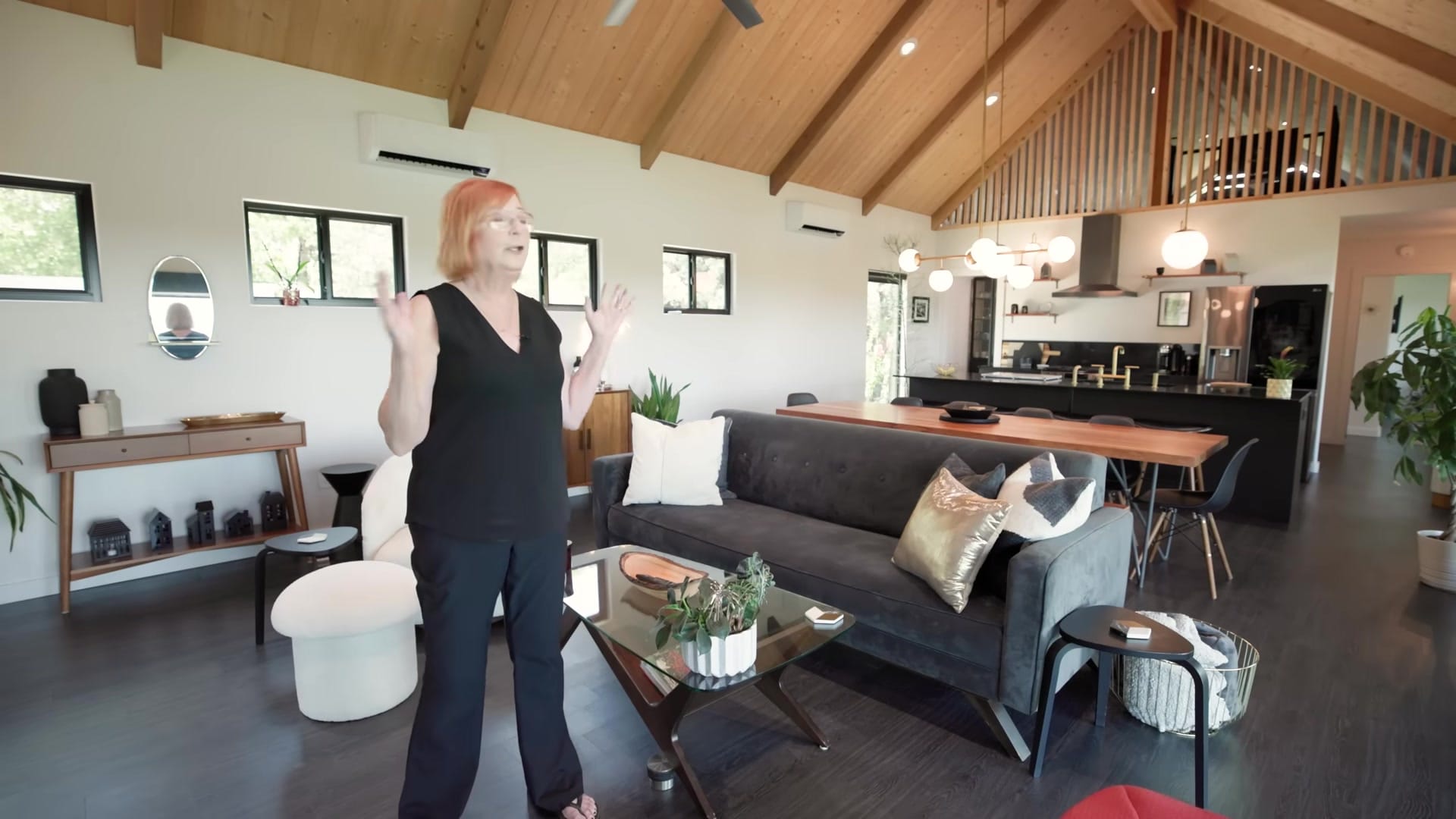 Screenshot at 00:03:49