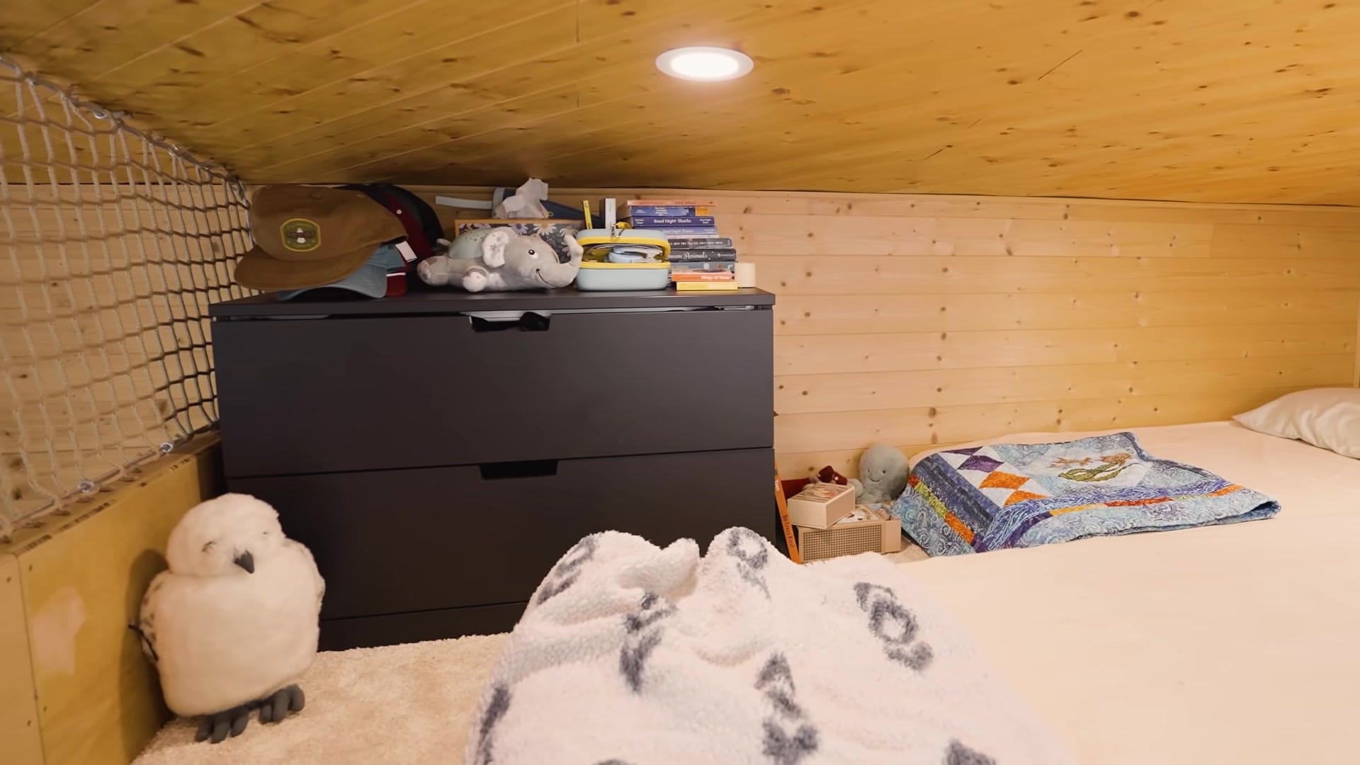 Screenshot at 00:17:20