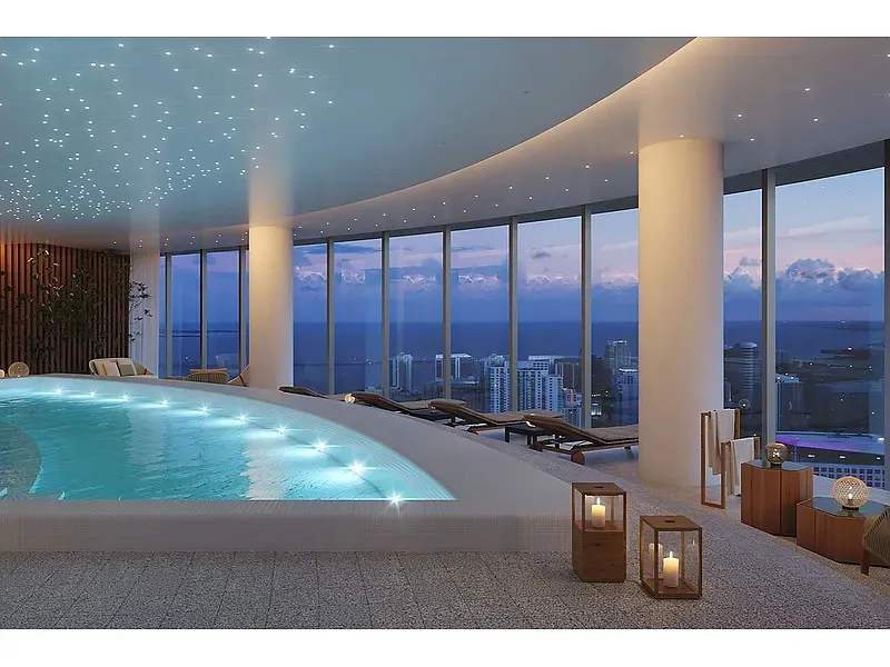 Curved spa pool under soft LEDs. Looks quiet. Anyone else craving tea?