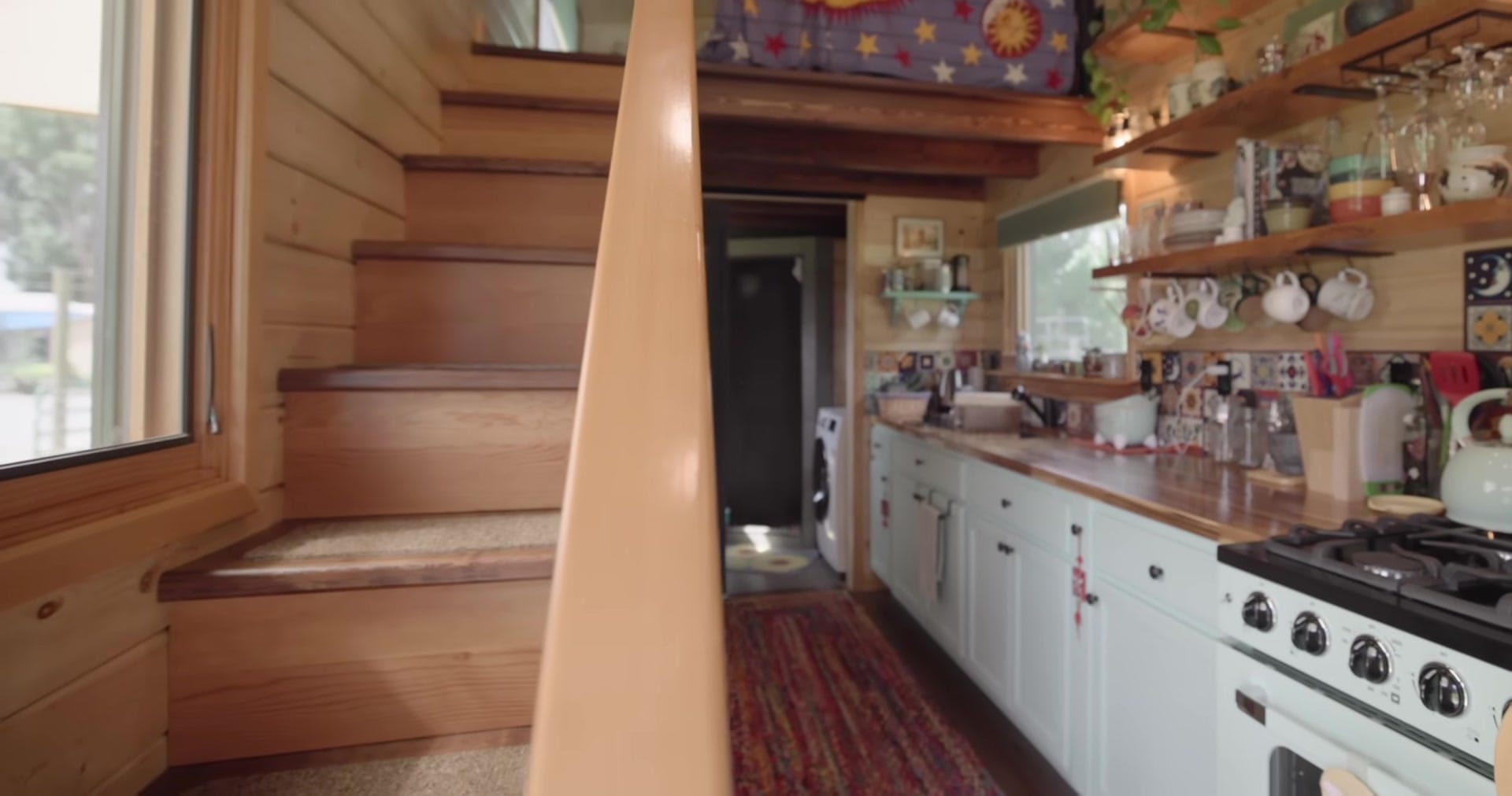 Screenshot at 00:18:17