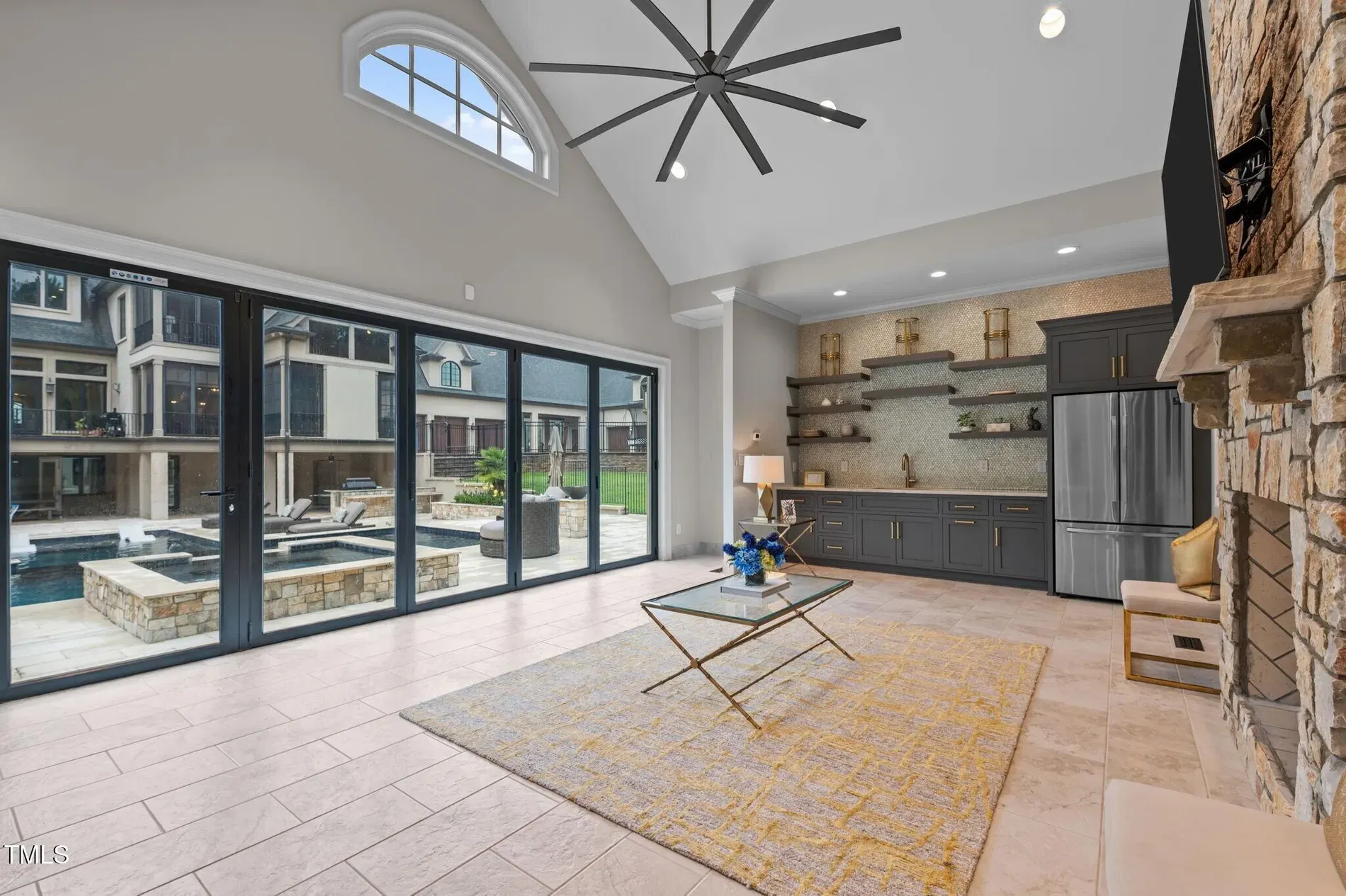 Big sliders do the heavy lifting. Indoor-outdoor mode. on.