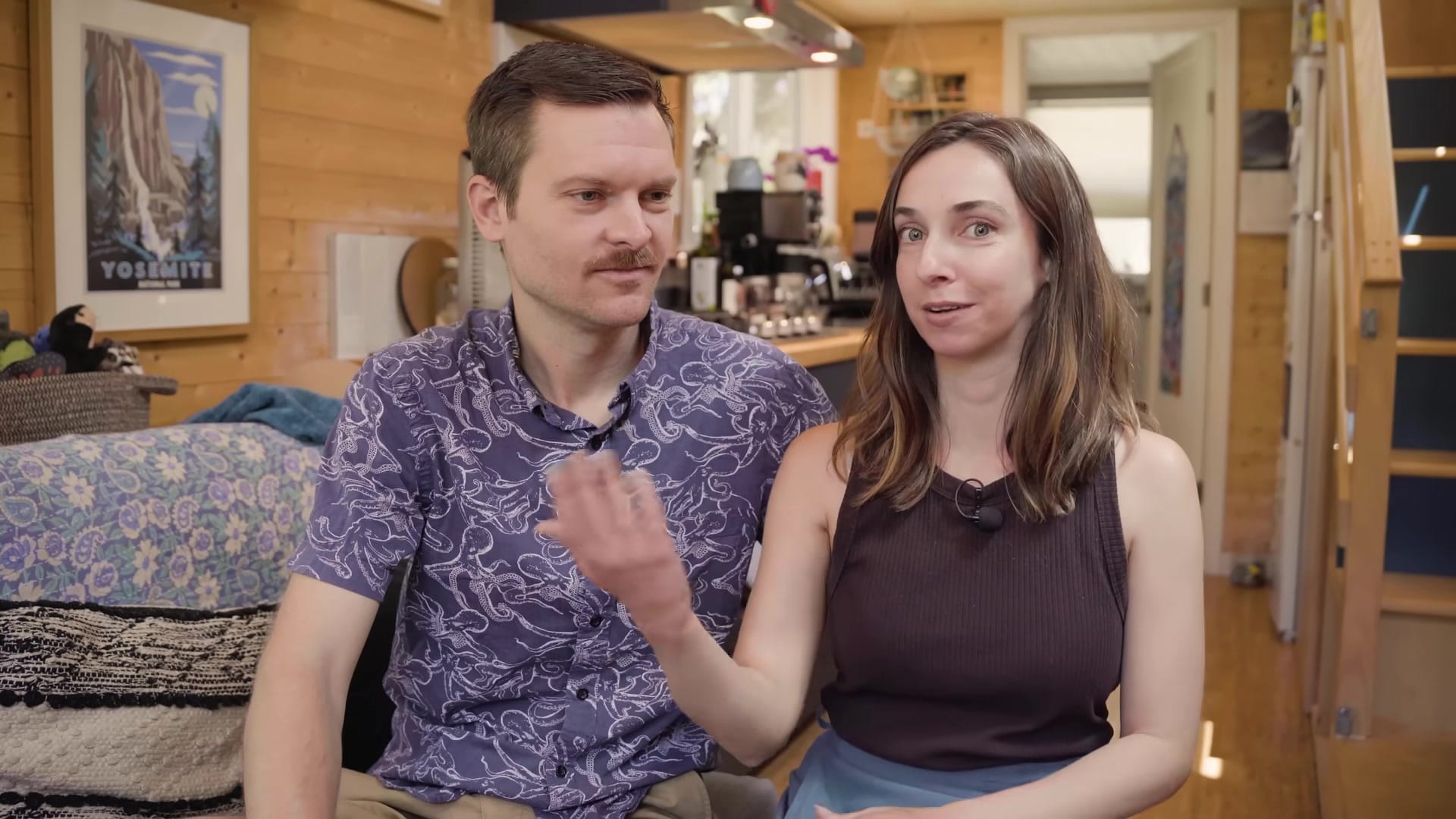 Screenshot at 00:08:59