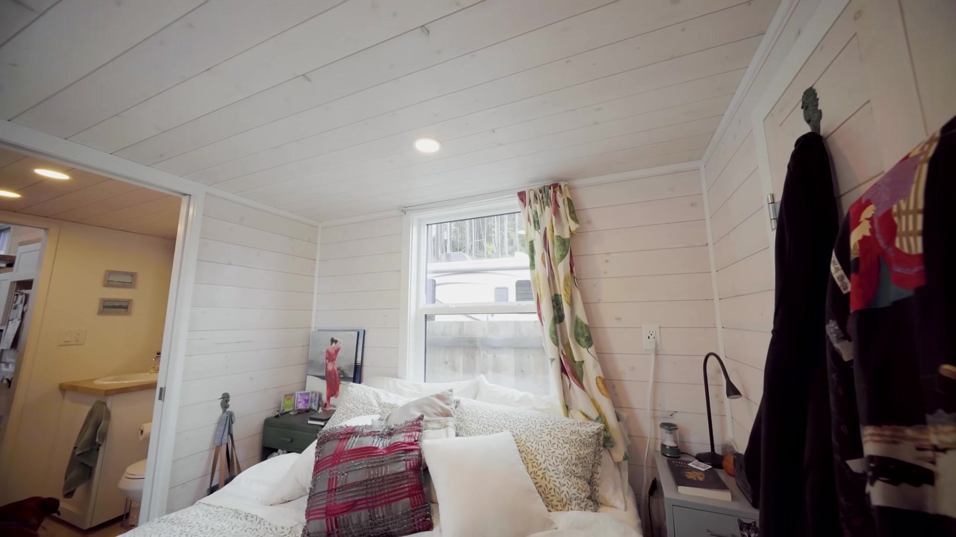 Screenshot at 00:15:54