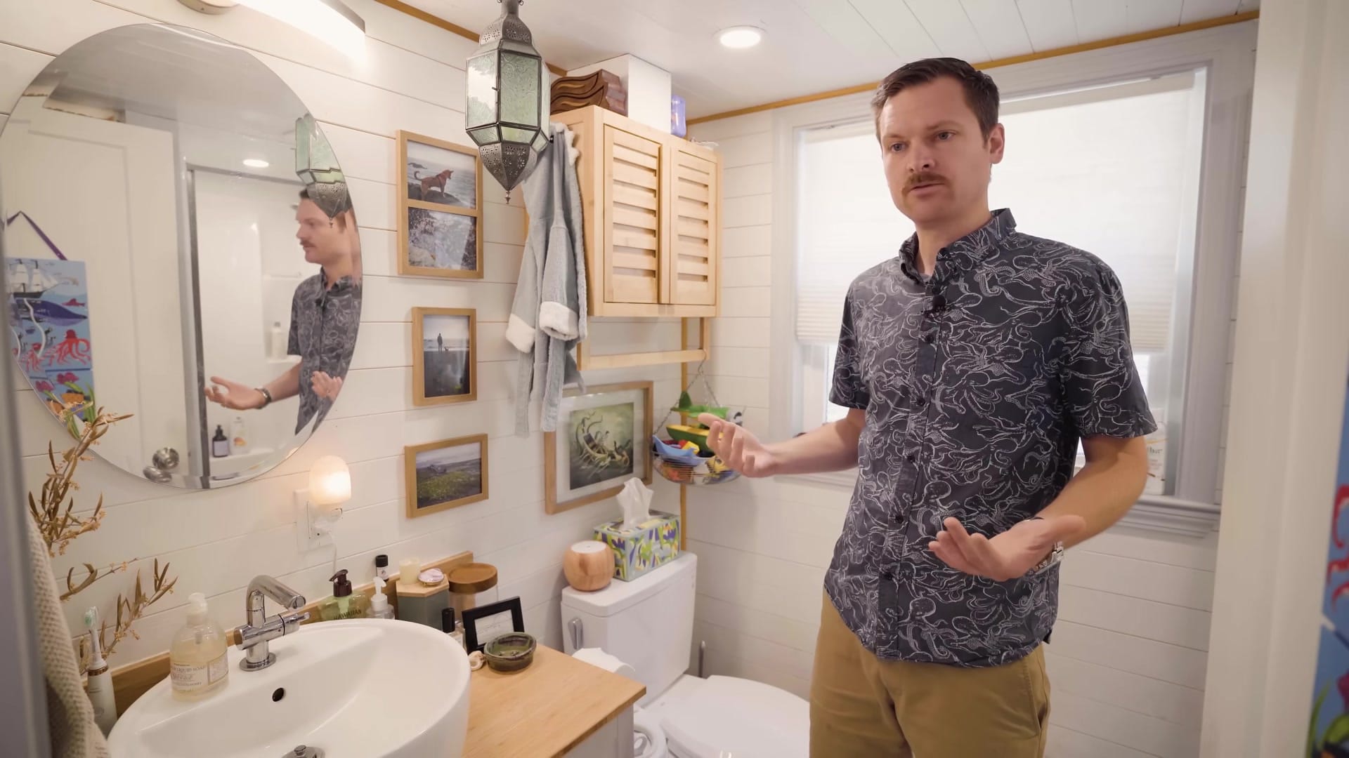 Screenshot at 00:14:58