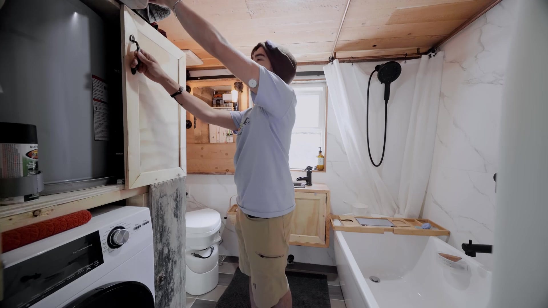 Screenshot at 00:15:18