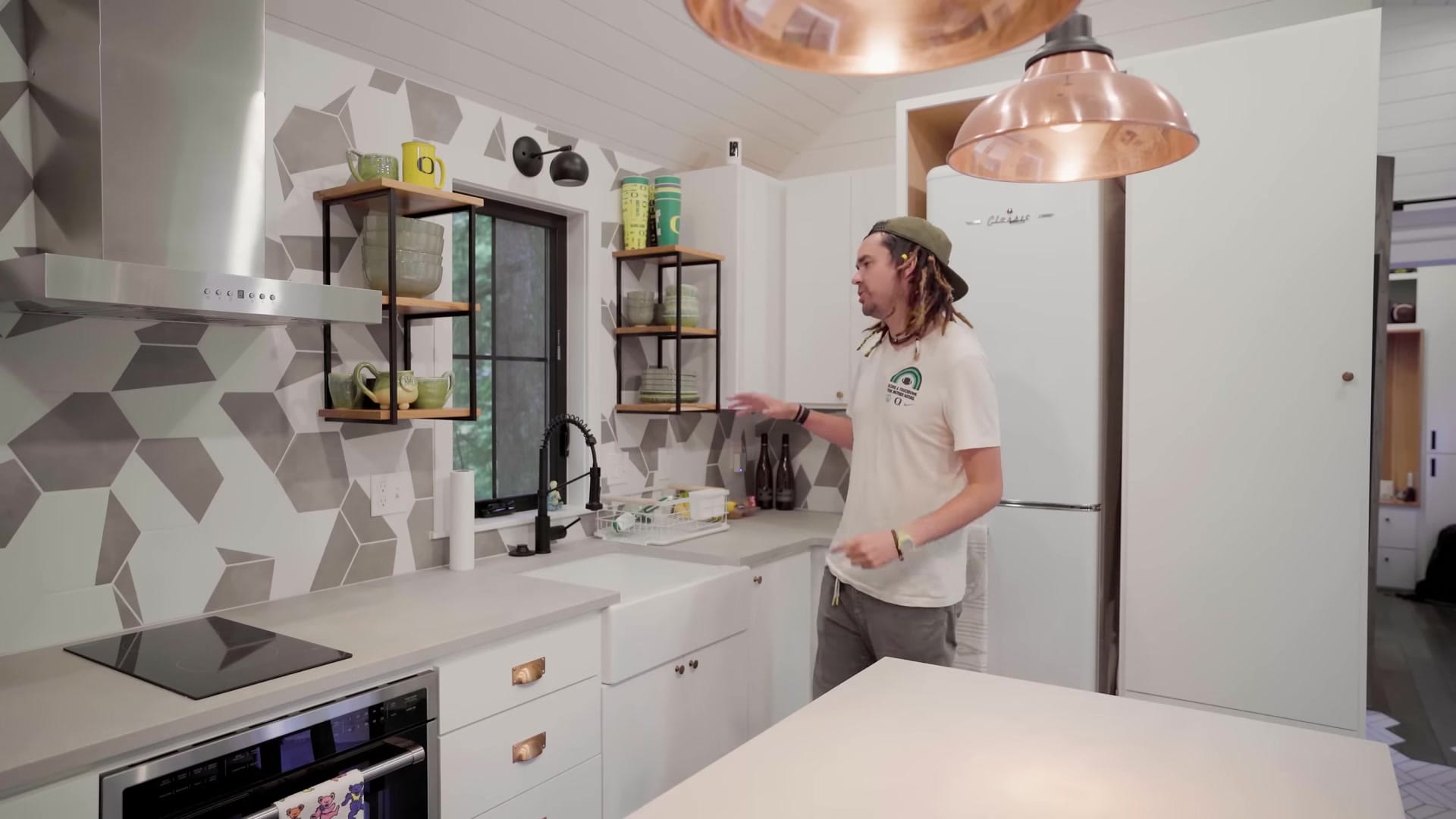 Screenshot at 00:02:39