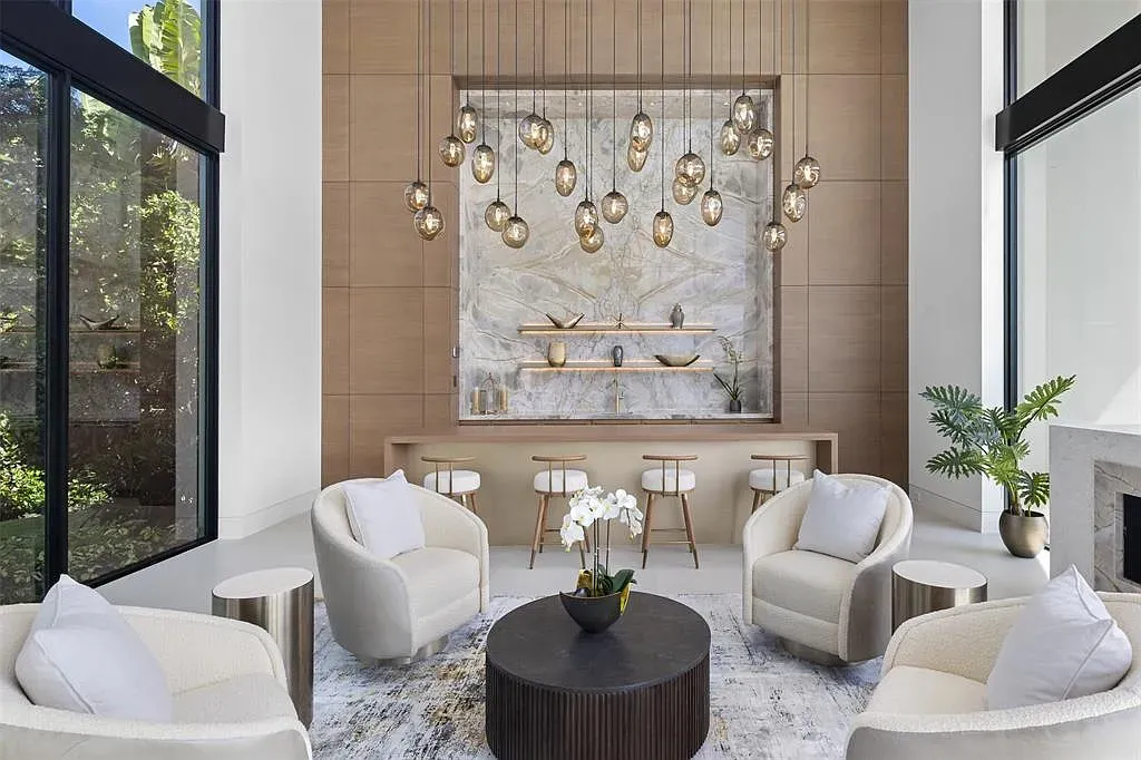 Okay, that marble slab backdrop is dramatic. I mean, cool, maybe too much?