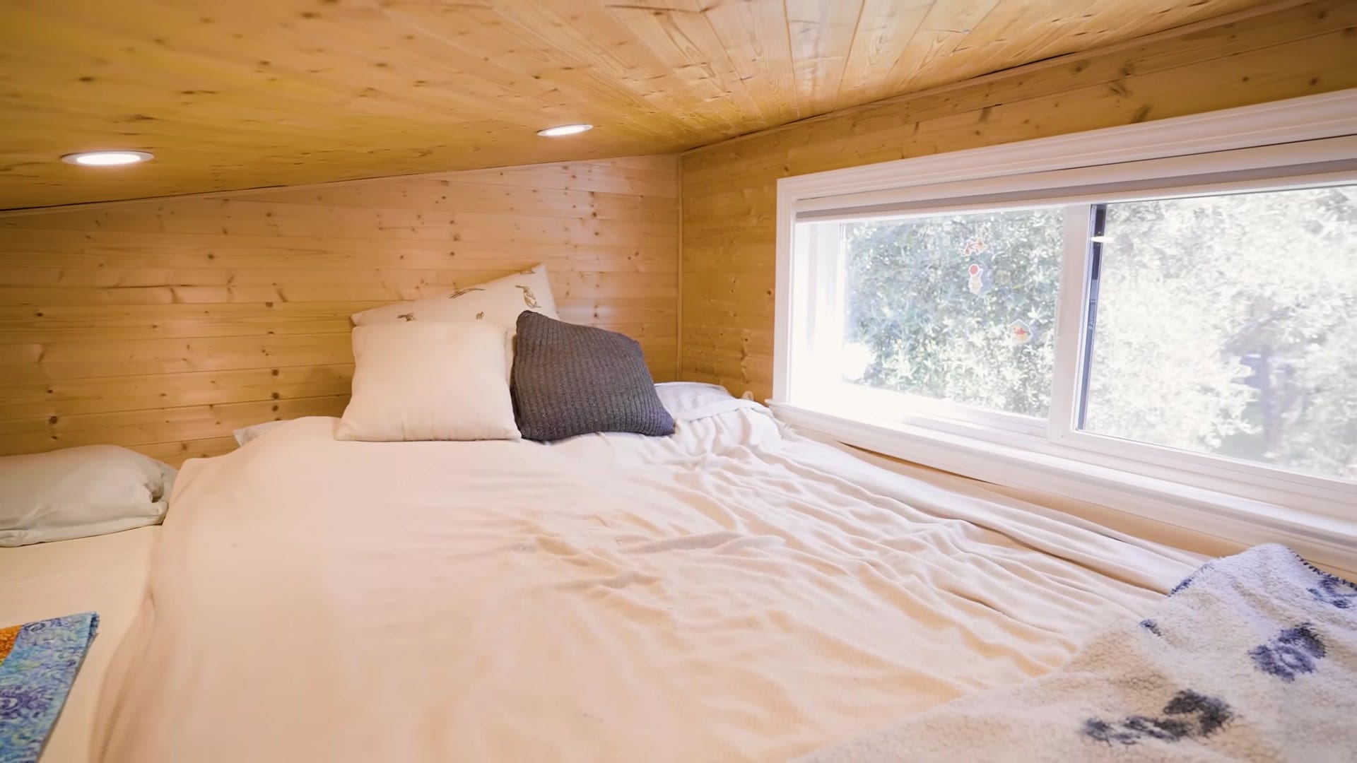 Screenshot at 00:17:31