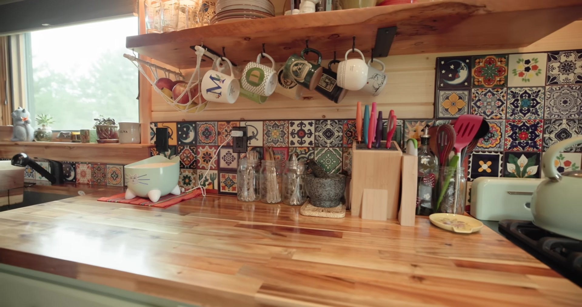 Screenshot at 00:02:05