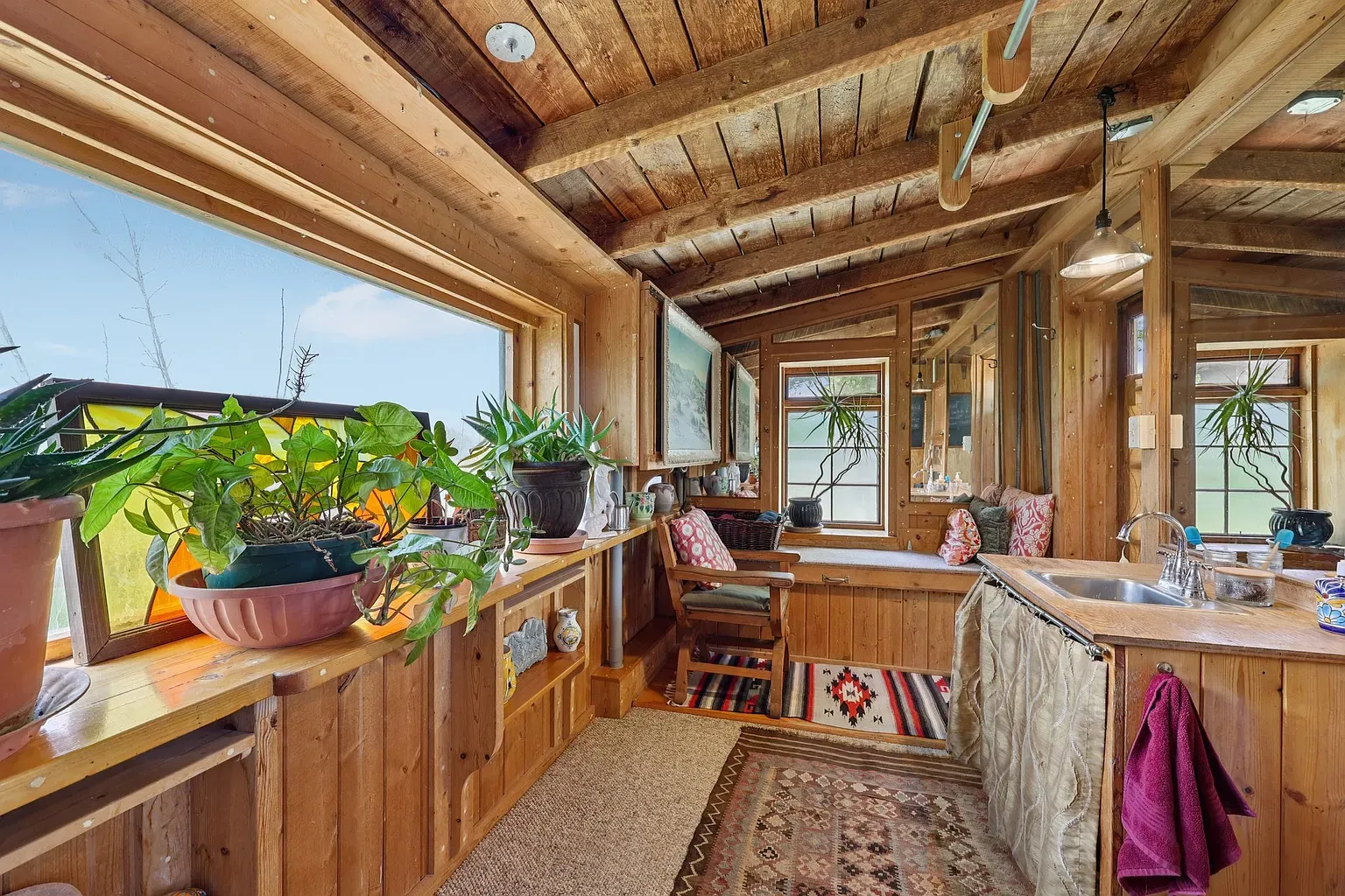 Sunlight pouring over all wood everything. Instant cabin nap mode activated.