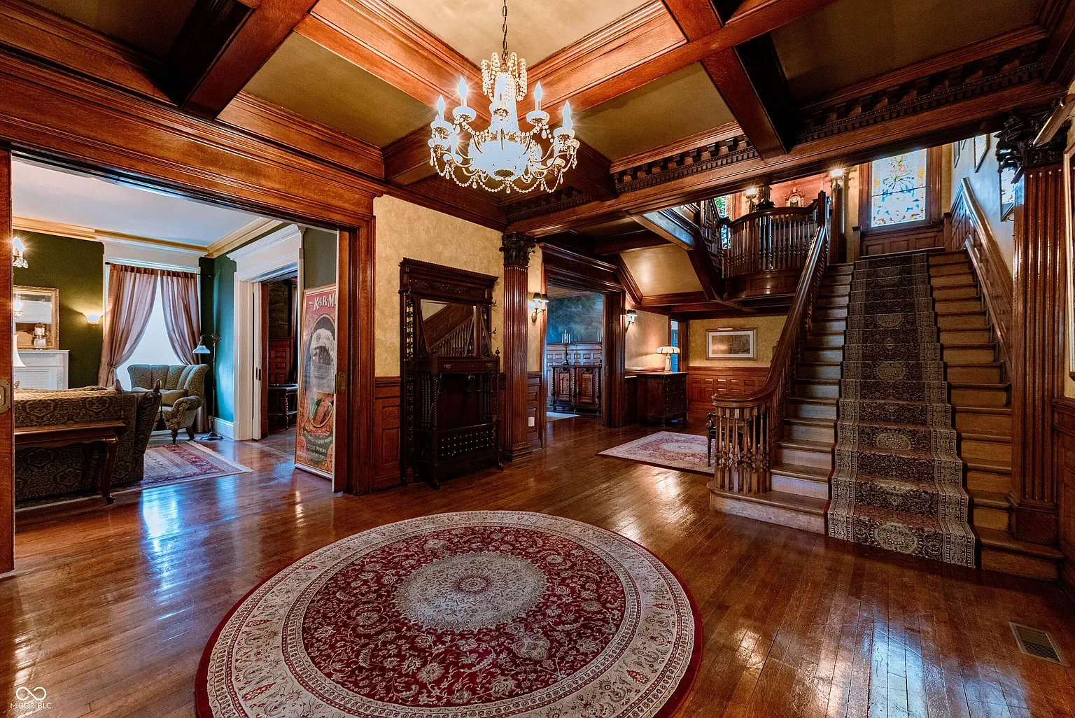 The foyer glow from that chandelier on the hardwood? Yeah, I'm in.