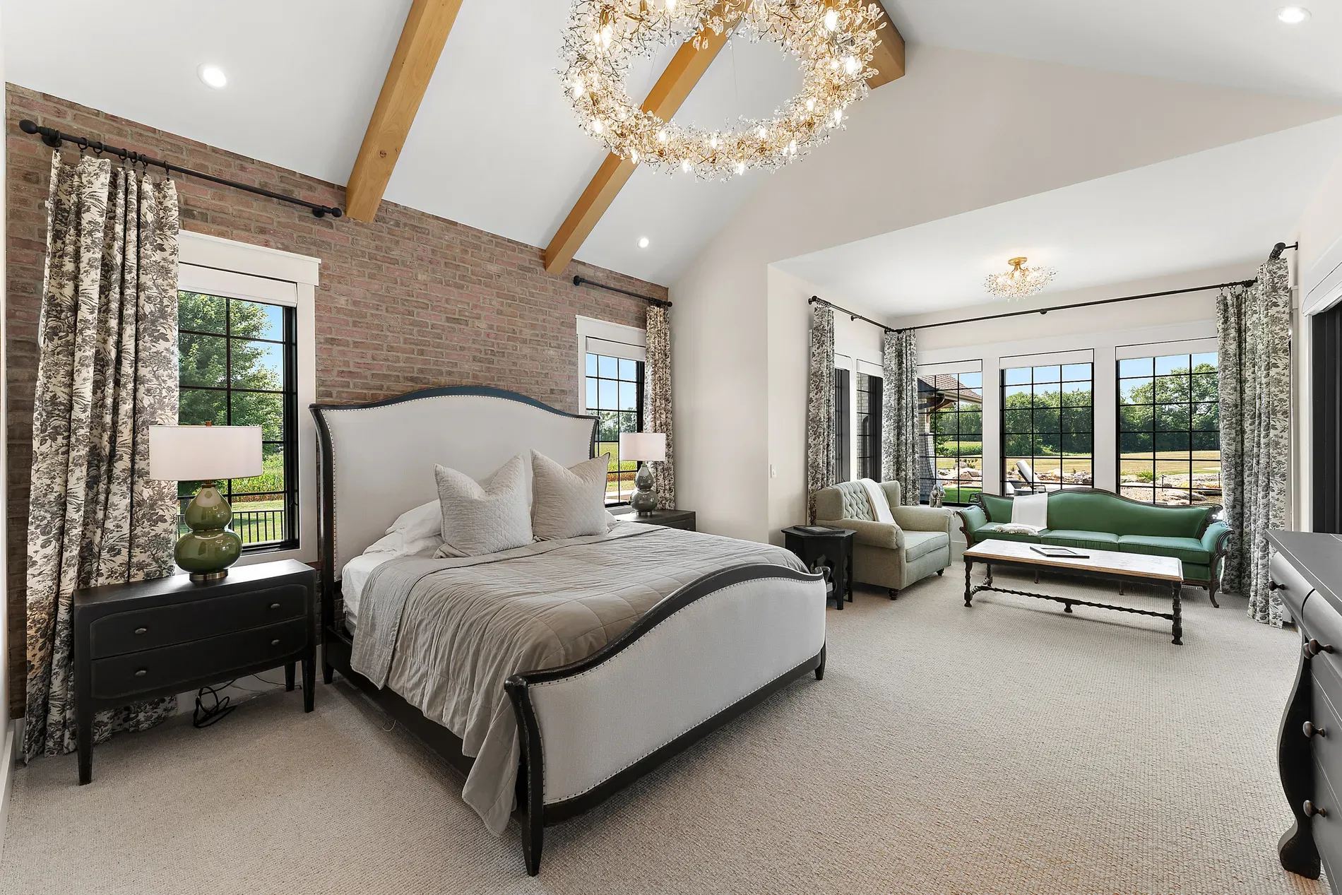 Soft curves on the bed, quiet neutrals, looks instant eight hours.