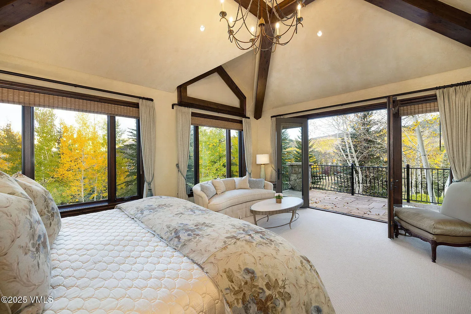 Floral duvet in the primary. Sweet without tipping grandma.