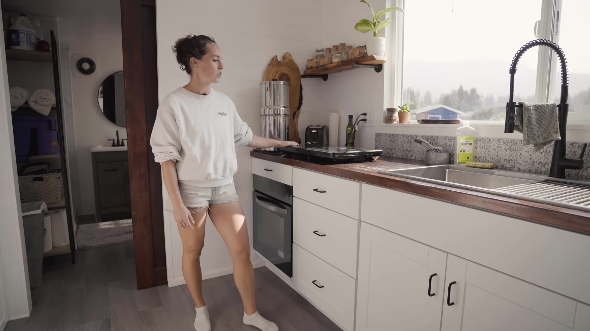 Screenshot at 00:03:02