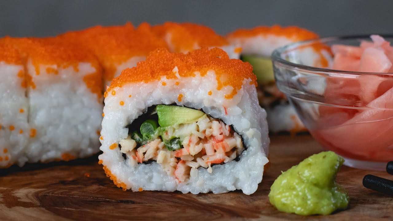an appetizing Surströmming sushi roll with recipe