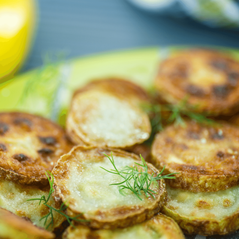 Fried zucchini with Tzatziki Sauce