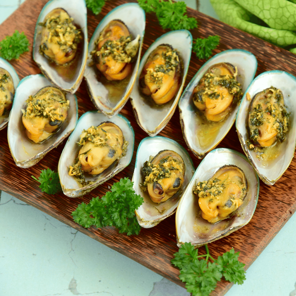 Tips For Serving Sides With Mussels in Garlic Butter Sauce
