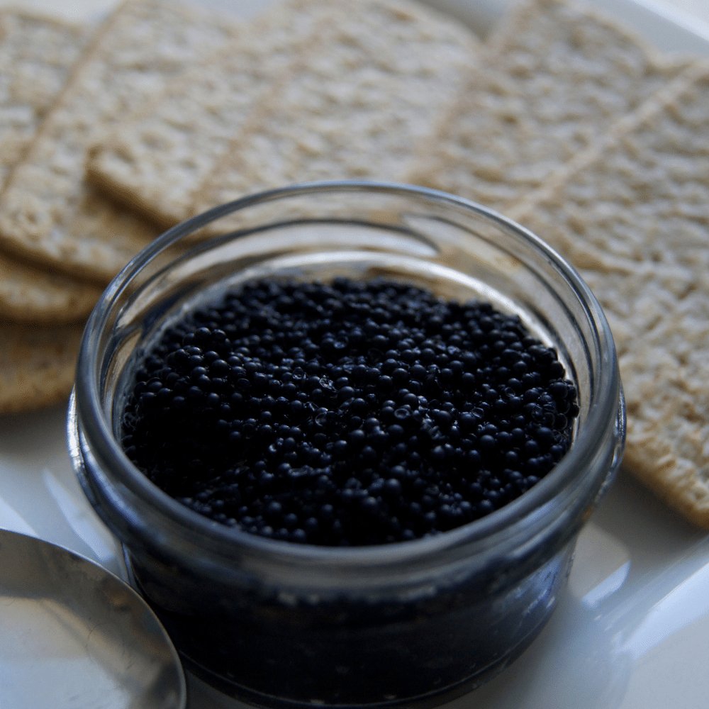 Benefits of Serving Crackers with Caviar