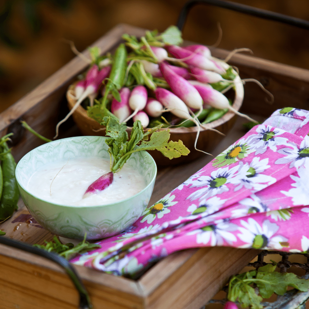 Radishes dip