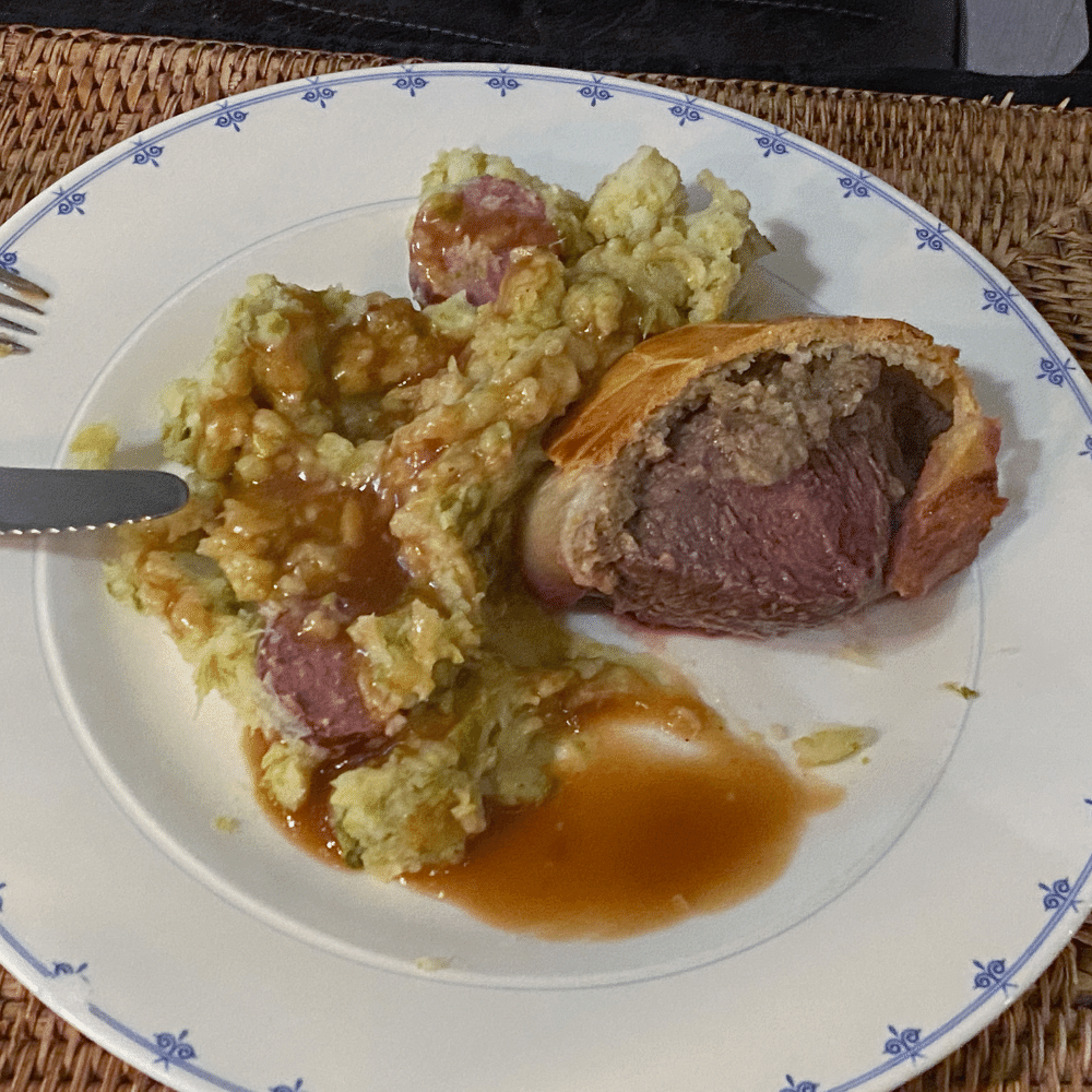 What Sauce Goes Well with Beef Wellington