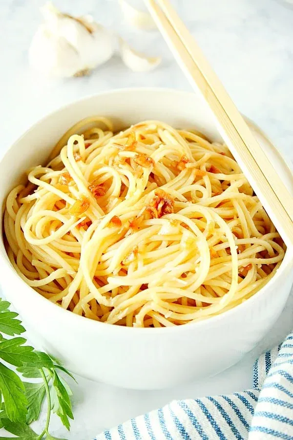 10-Minute Garlic Noodles
